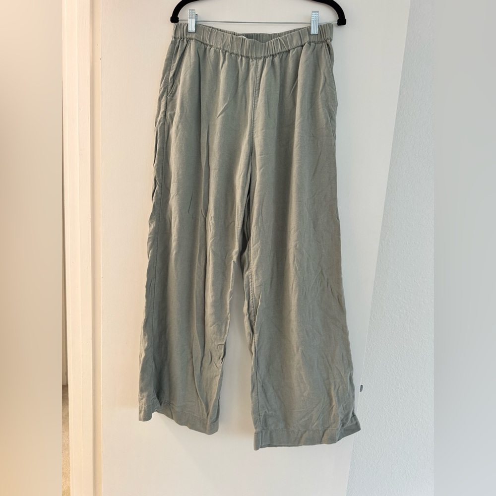 Good condition Caslon size Medium pants
